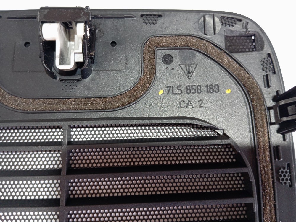 Tela Alto Falante Superior Painel Porsche Cayenne 2003 V371 3