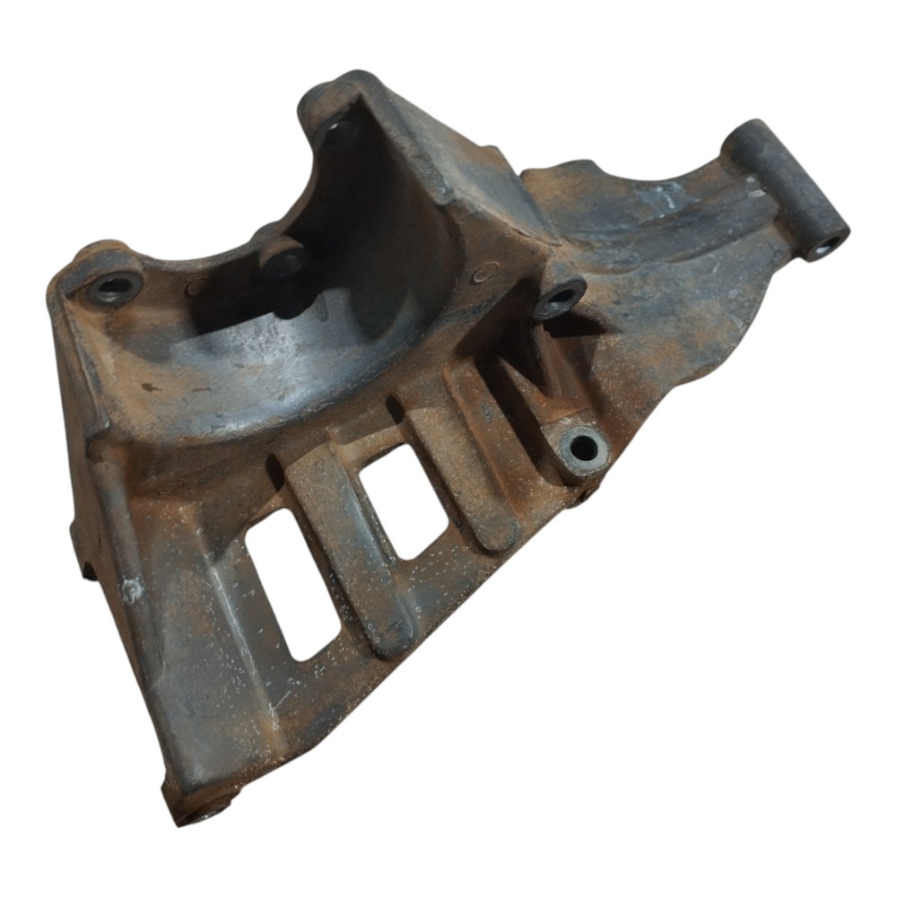 Suporte bomba hidráulica Troller T4 2006 a 12 V650 2