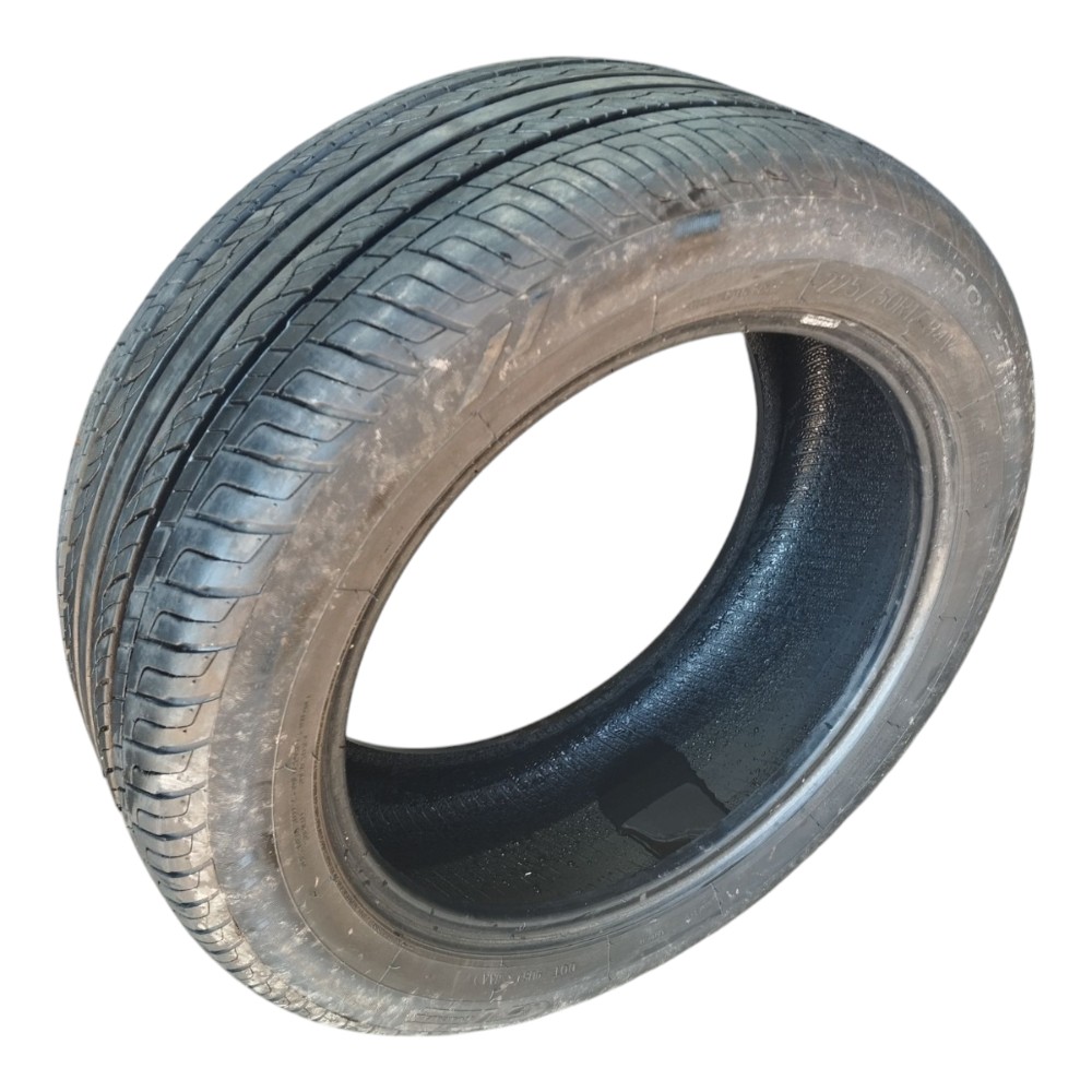 Pneu Aro 17 Gt Radial Champiro 225/50 R17 94v V637