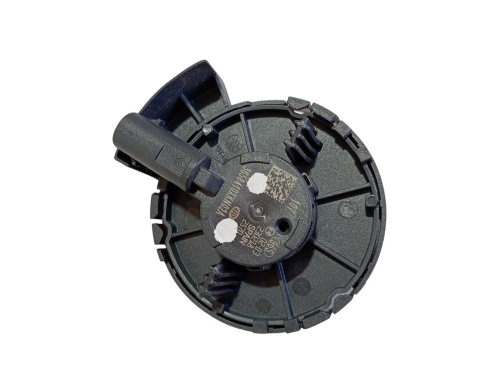 Sensor porta dianteira esquerda GWM Ora GT03 2024 V625 4