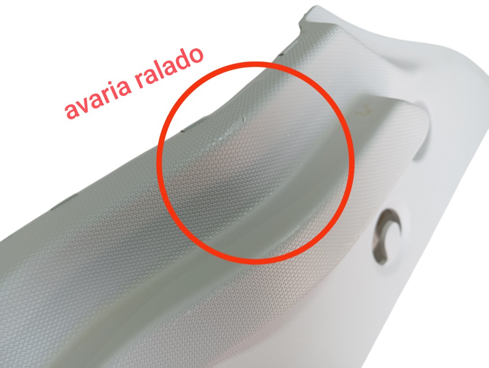Acabamento Direito Porta Malas Renault Zoe Neo 2023 V617 7