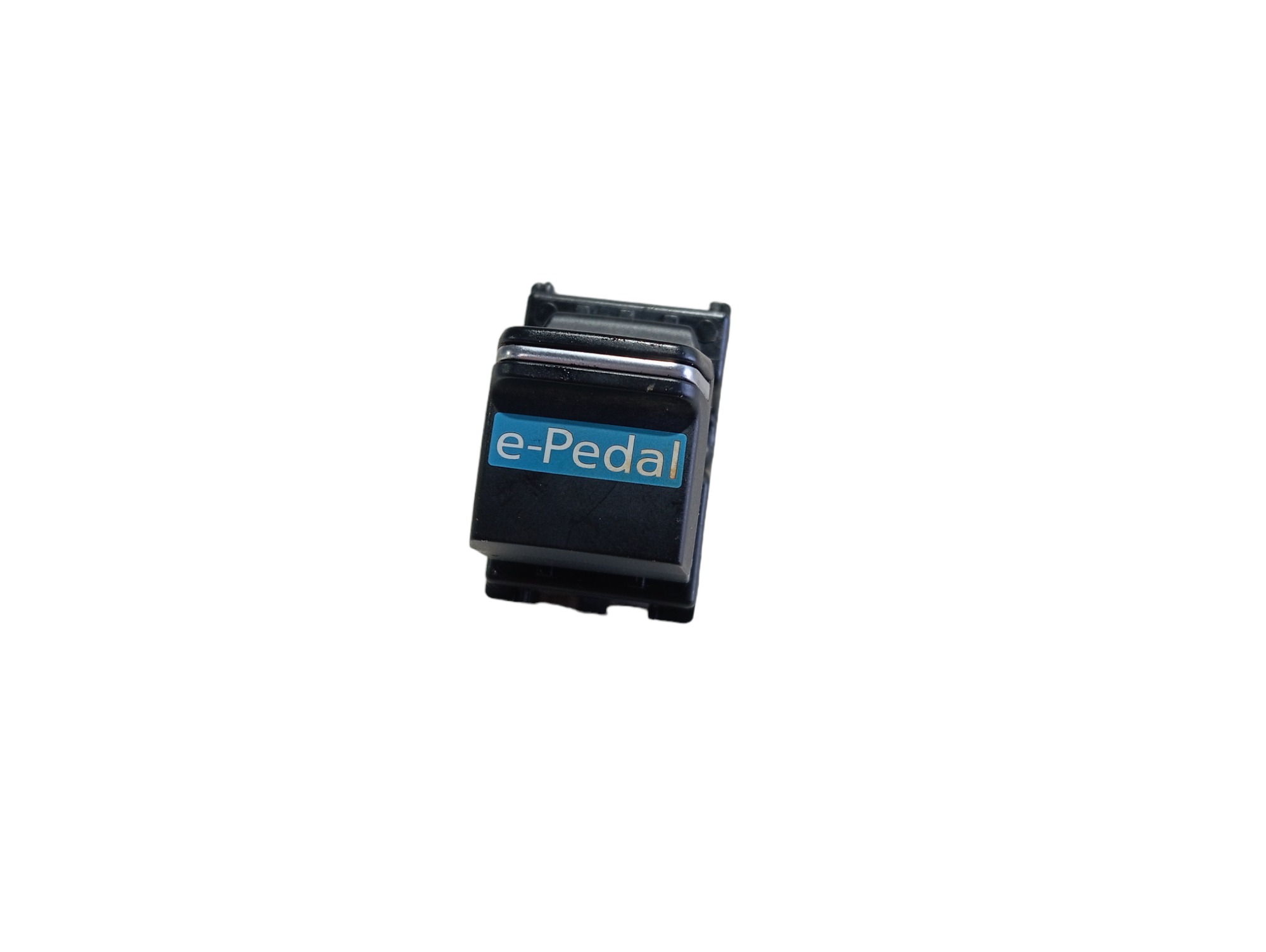 Botão E-pedal Nissan Leaf 2022 V589 3