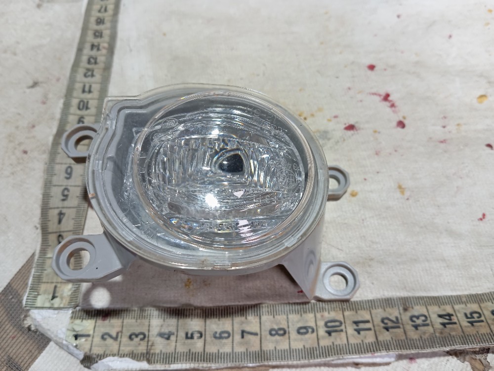 Farol Milha Direito Lexus Rx500hf 2023 V619 9
