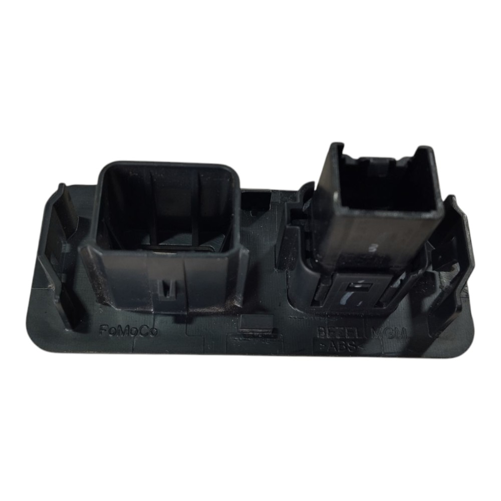 Moldura Entrada Usb Console Ford Fusion 2009 2012 V637 4