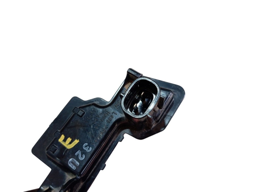 Luz Esquerda Placa Lexus Rx500hf 2023 V619 1