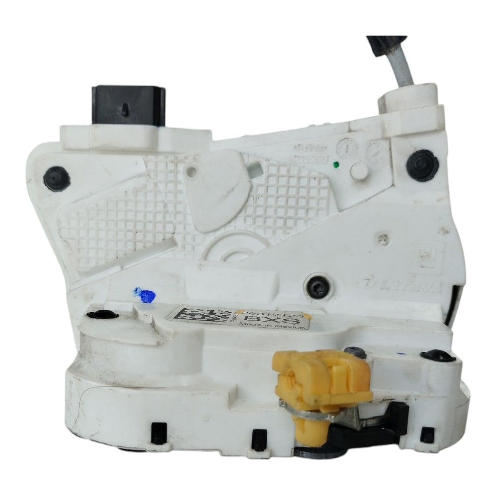 Fechadura Porta Traseira Esquerda Gm Tracker 2020 2025 V627