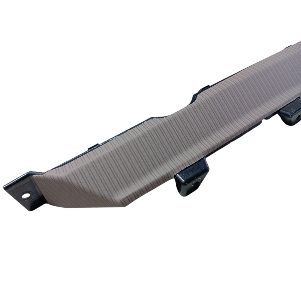 Moldura Esquerda Central Painel Byd Song Pro 2024 V674 3