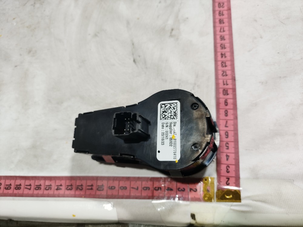 Comando Farol Ram Rampage 2023 2025 V659 10