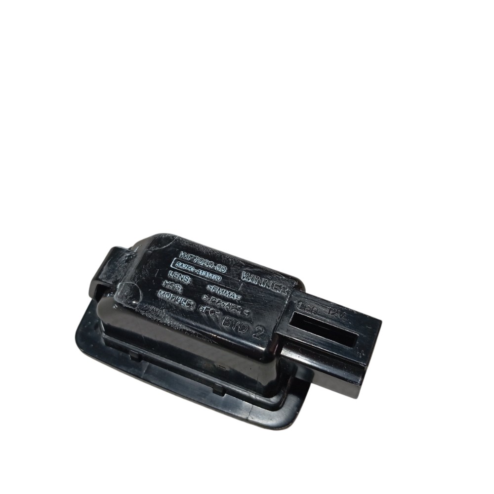 Luz cortesia teto traseiro Byd Song Pro 2025 V669 1