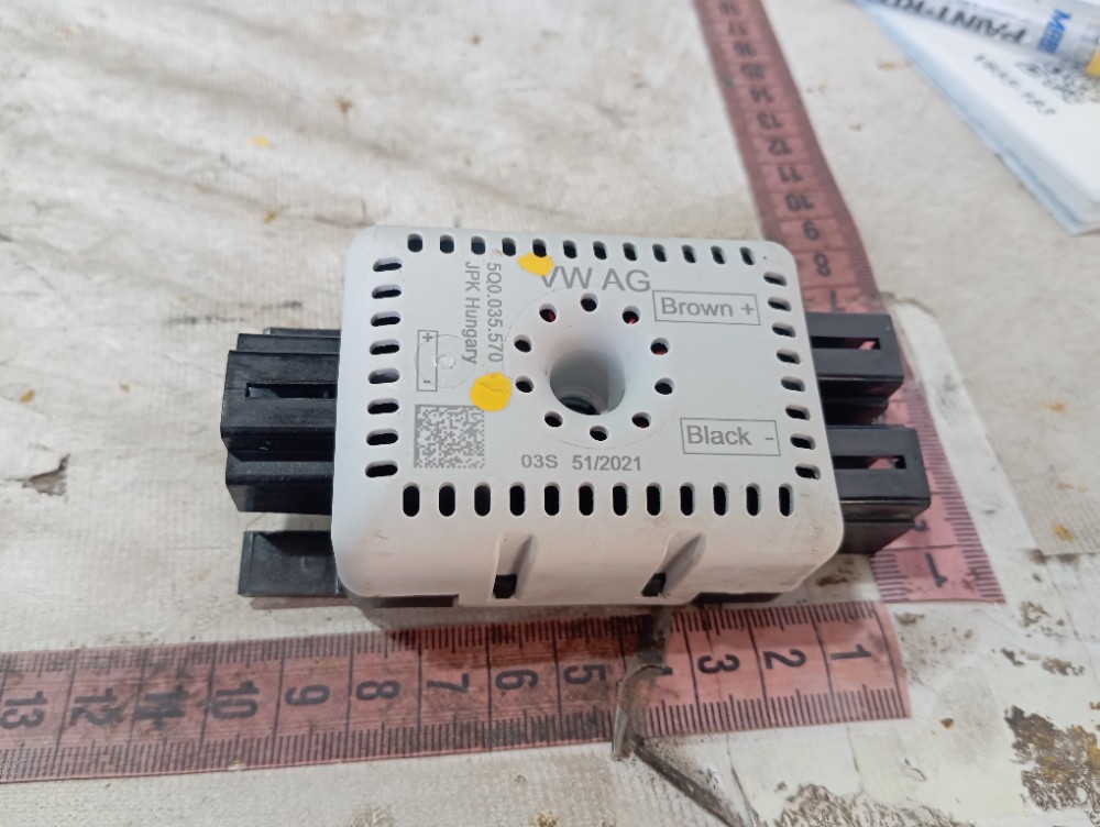 Modulo Amplificador Antena Vw Taos Highline 2022 2024 V655 Branco 7