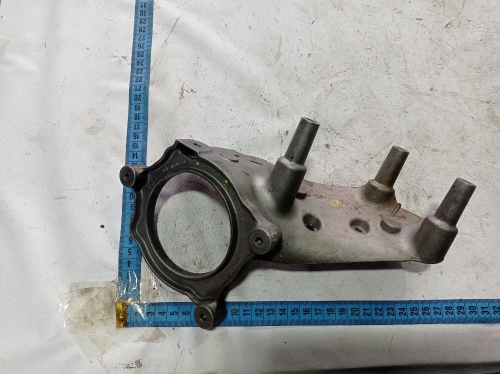 Suporte Bomba Ar Direita Porsche Cayenne S 4.5 2003 V371 8