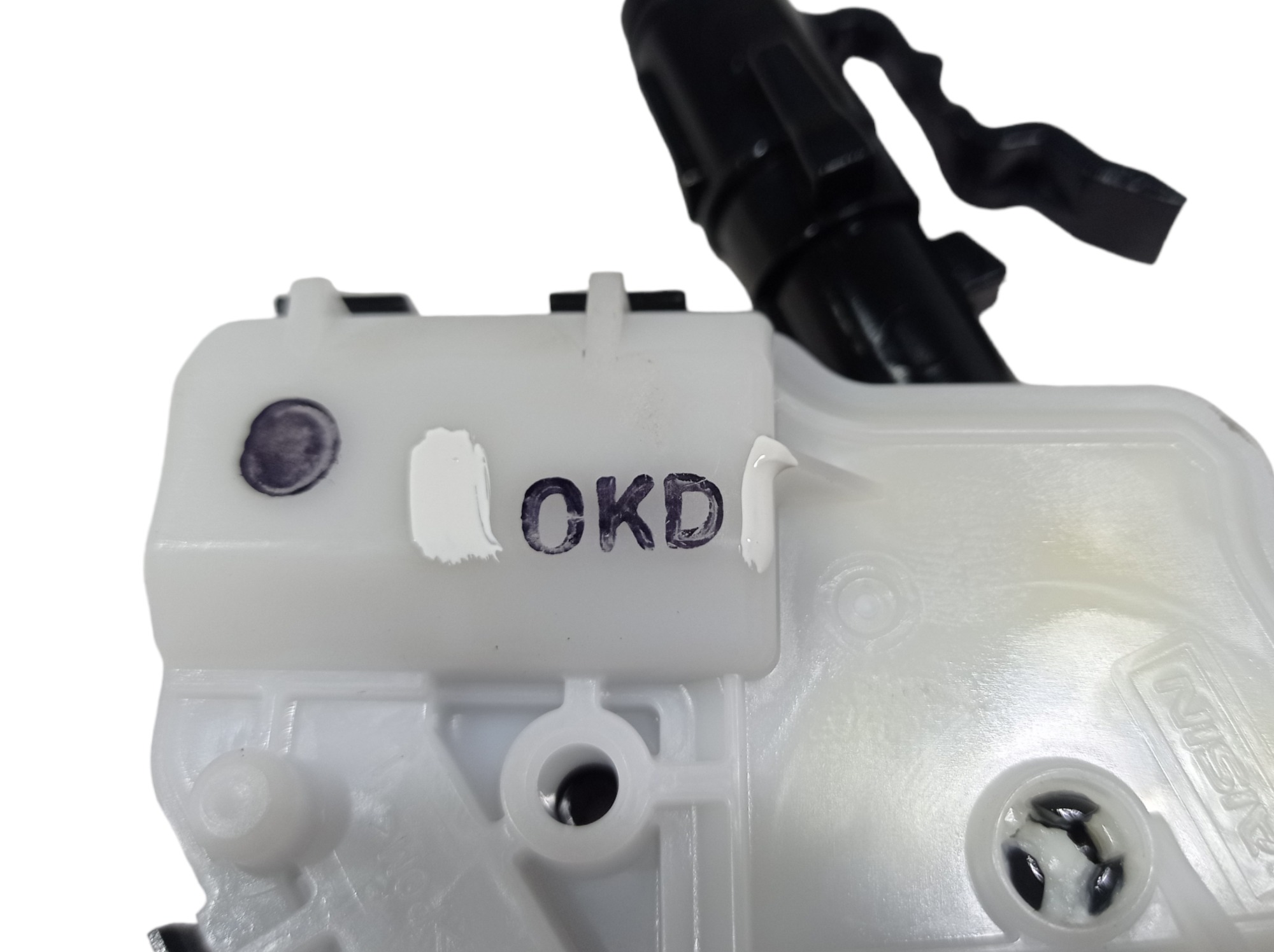Trava Portinhola Lexus Rx 450hl 2021 V576 7