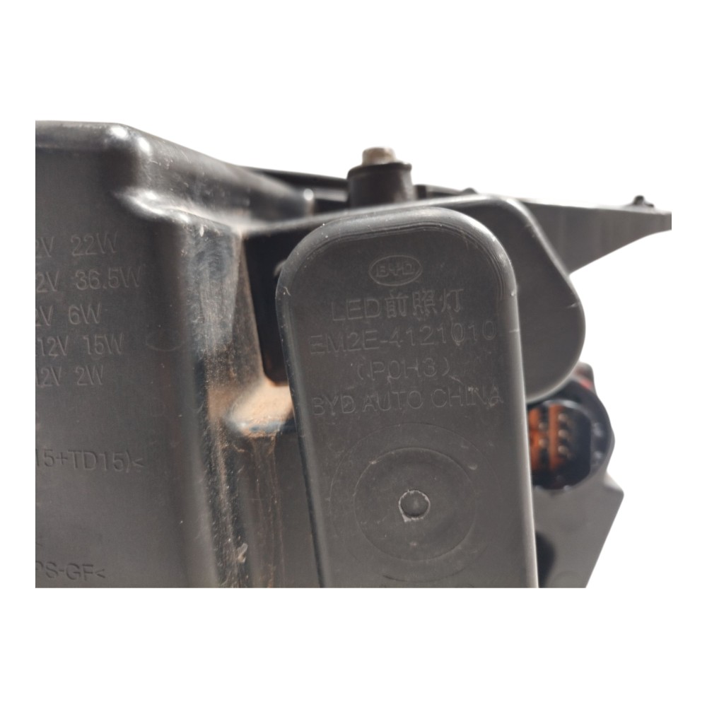 Farol Esquerdo Byd Dolphin Gs 2024 2025 Com Avaria V666 8