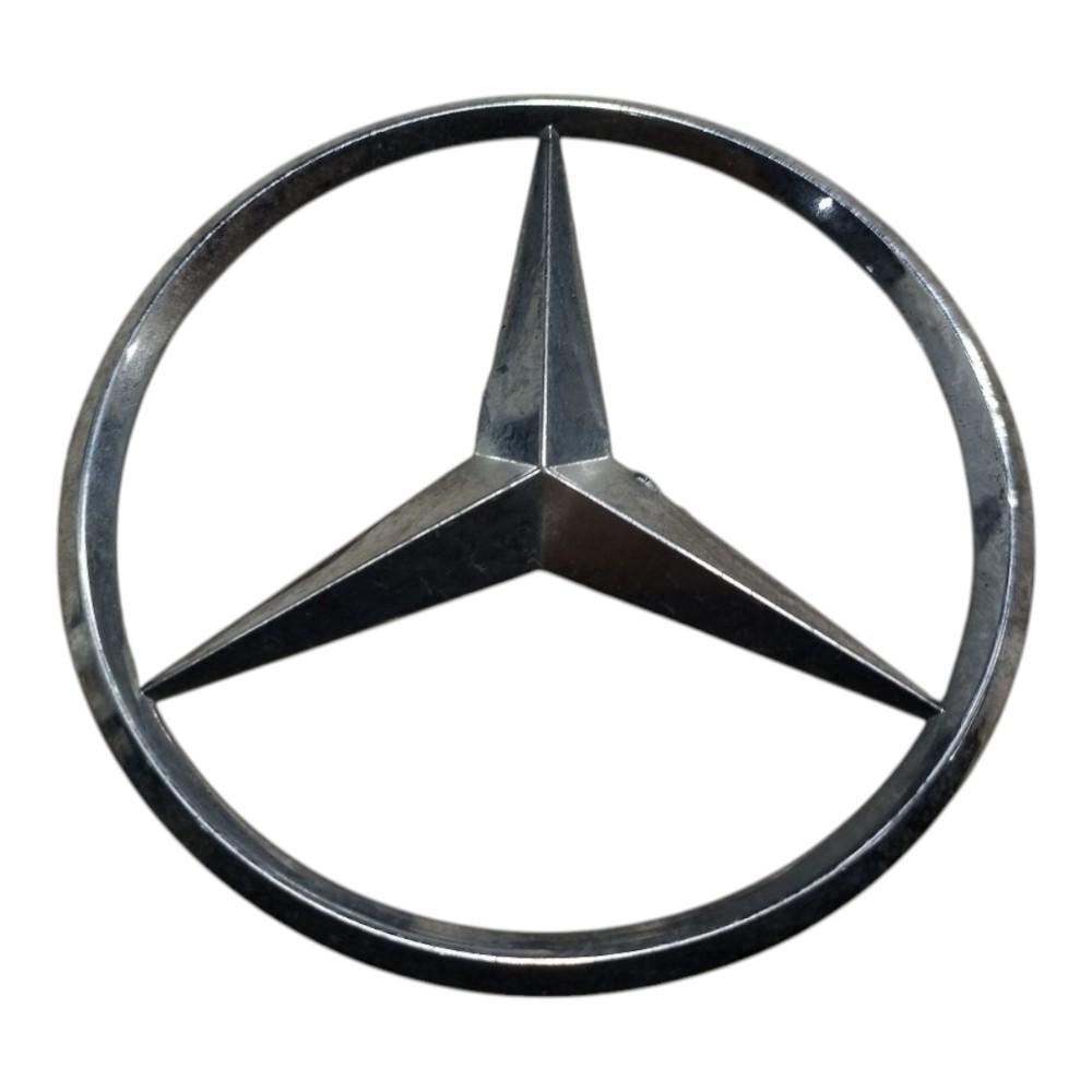 Emblema Traseiro Mercedes C180 2002 2007 V661 Prata 7