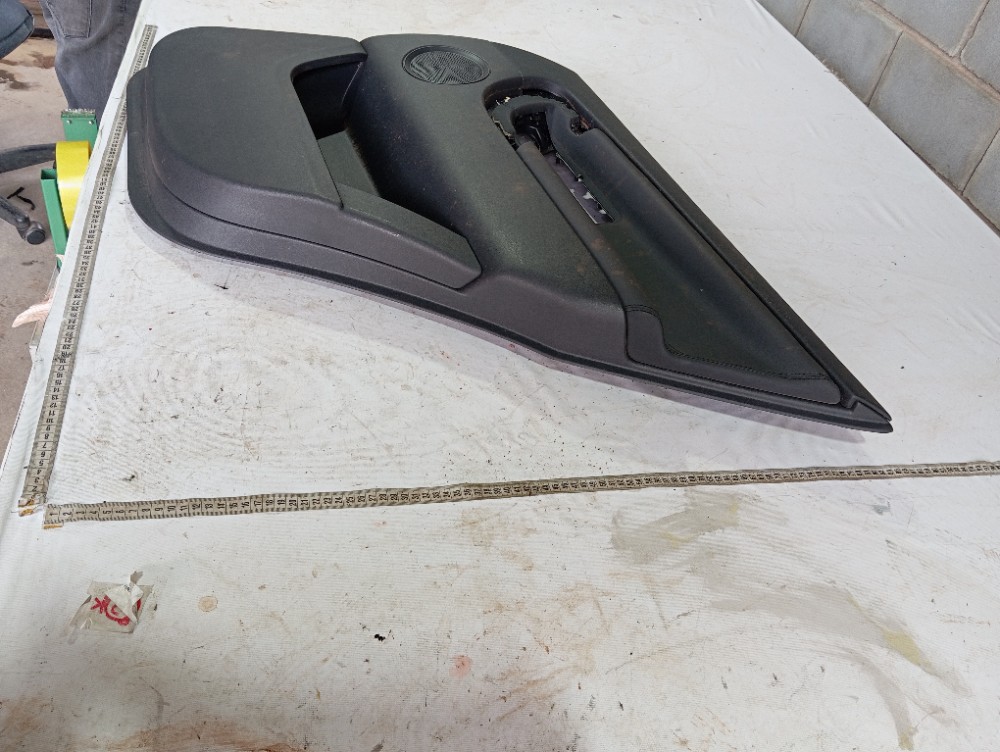 Forro Porta Traseira Direita Discovery Sport 2016 2018 V611 9