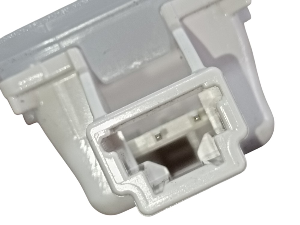 Luz Cortesia Traseira Direita Lexus Rx500h F Sport 2023 V619 7
