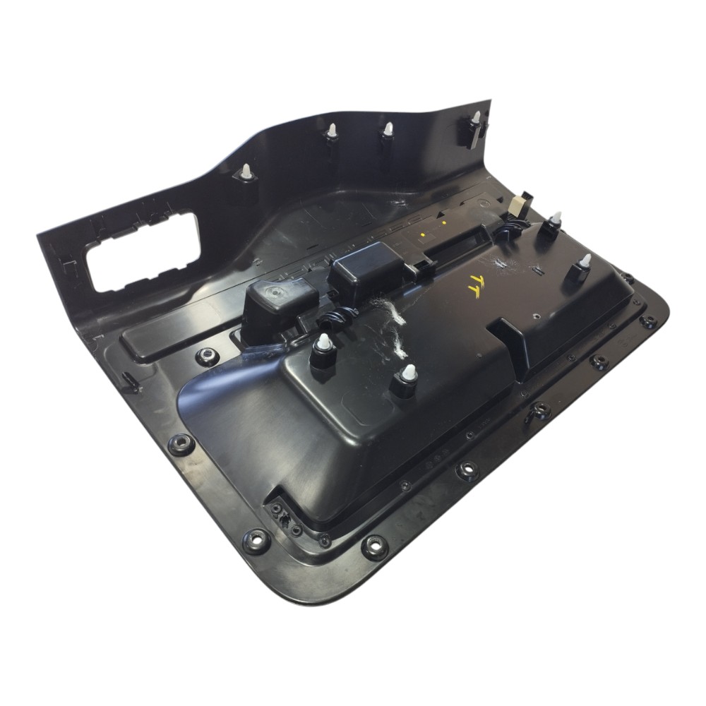Aplique Tampa Traseira Land Rover Defender 2022 V645 7