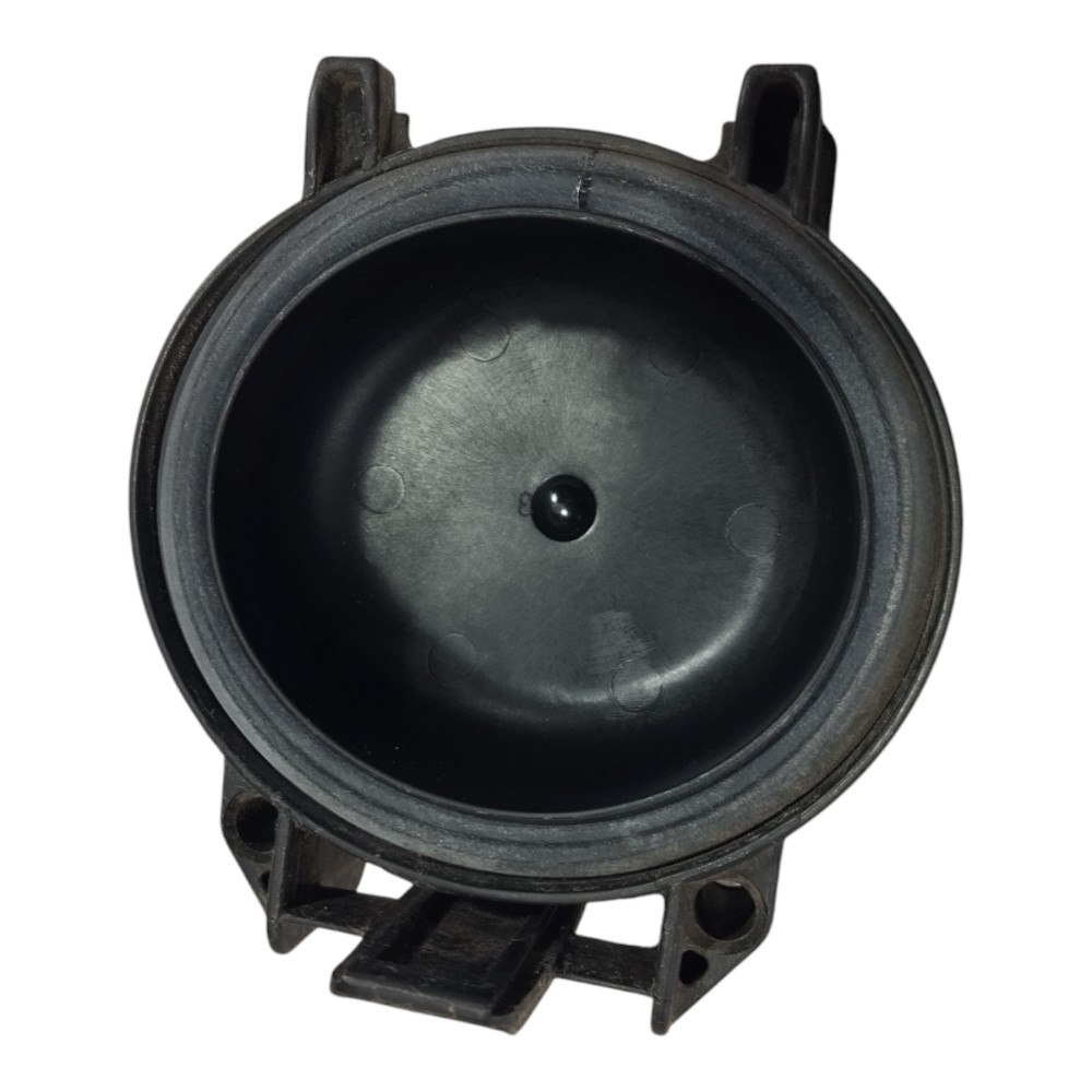 Tampa Farol Mercedes B180 2010 V630 2