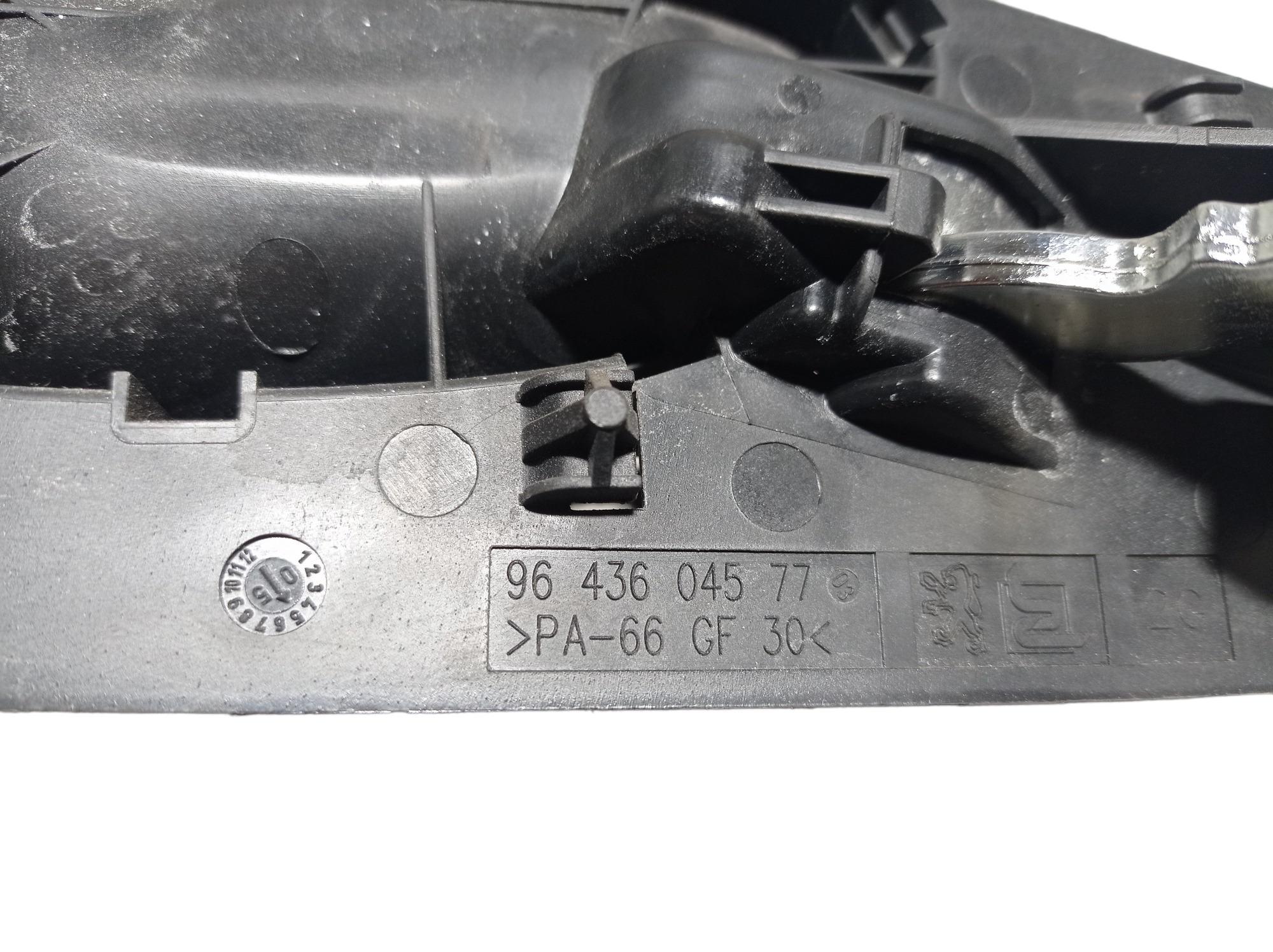 Maçaneta Porta Traseira Esquerda Peugeot 307 2005 V128 6