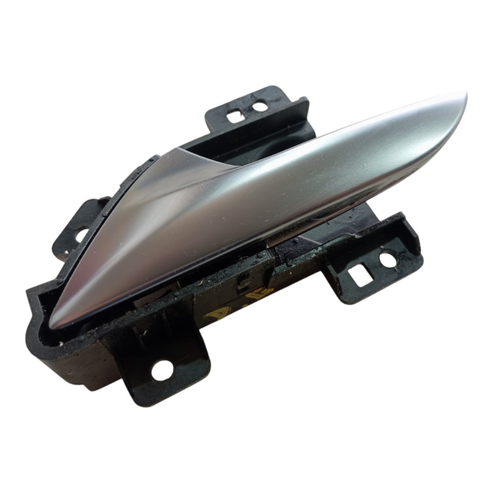 Maçaneta Interna Porta Dianteira Esquerda Jac Ej7 2023 V618 Dianteira 5