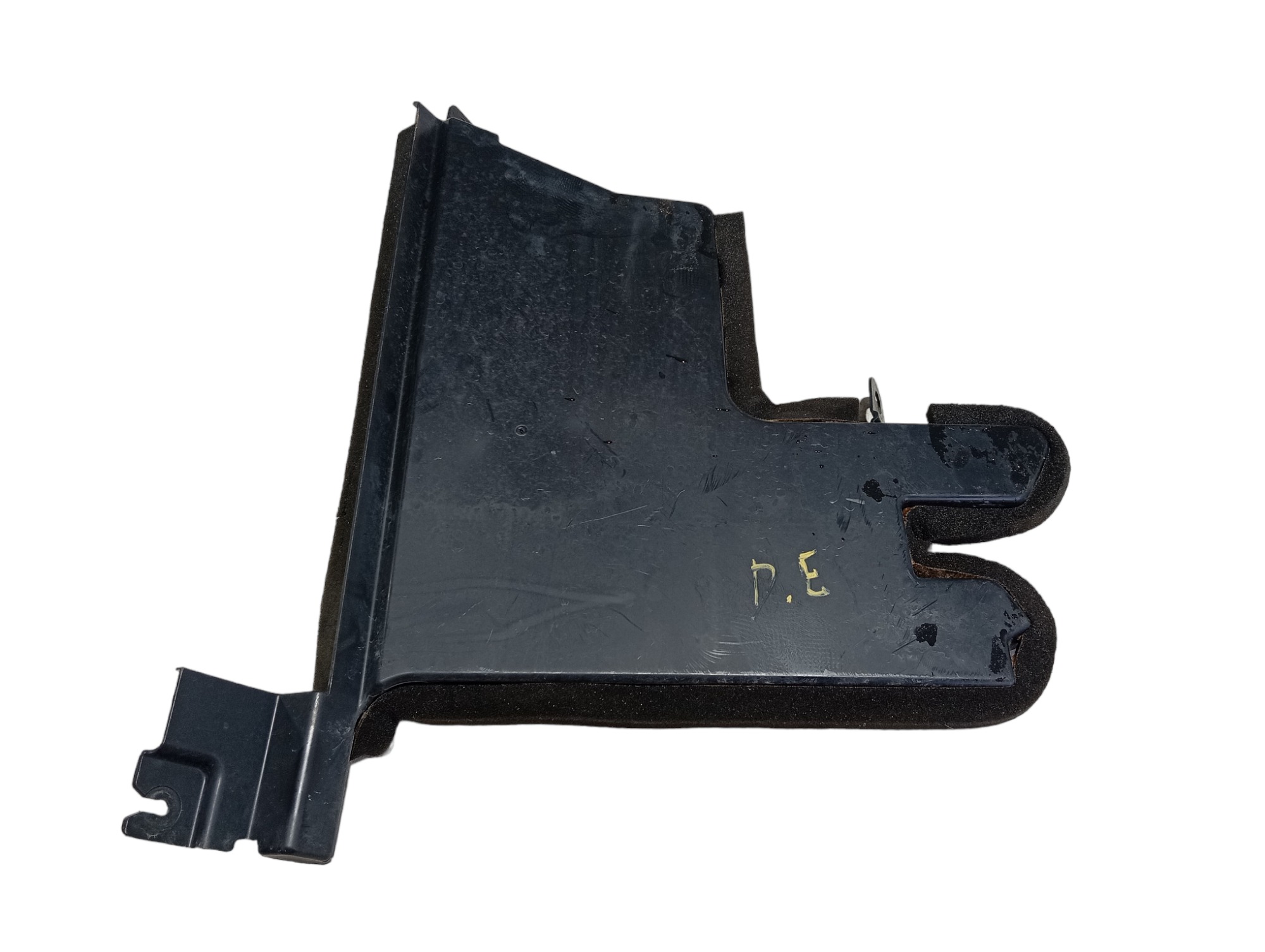 Defletor Esquerdo Radiador Nissan Leaf 2022 V589 6
