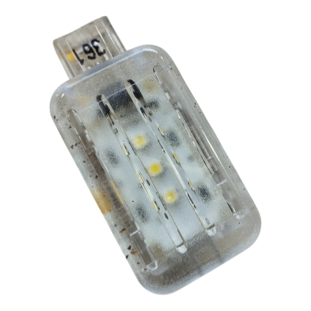 Luz Cortesia Esquerda Porta Malas Defender 2021 2022 V645 3