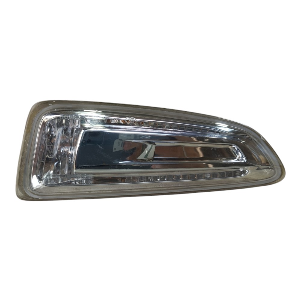 Luz Seta Paralama Esquerda Gm Tracker 2020 2025 V627 1