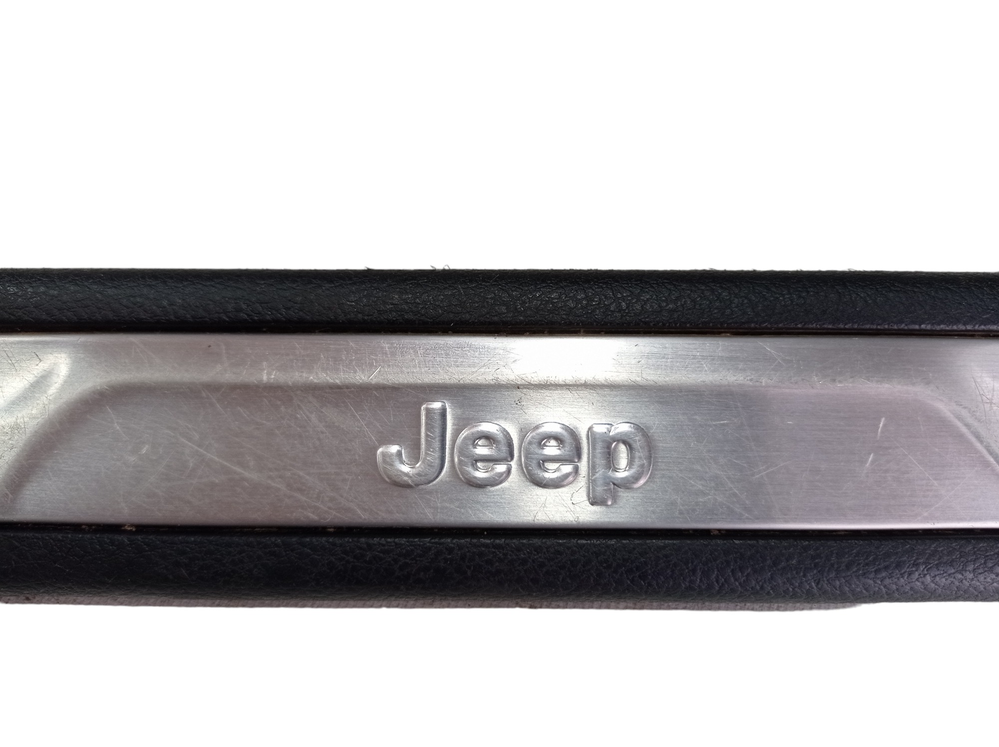 Soleira Dianteira Esquerda Jeep Grand Cherokee Ltd 2014 V580 8