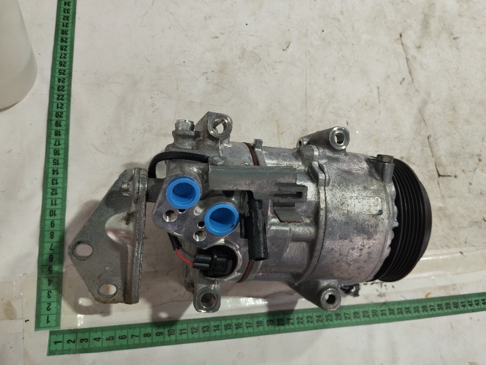 Compresor Ar Condicionado Mercedes A0022304711 6pk 2010 V630 10