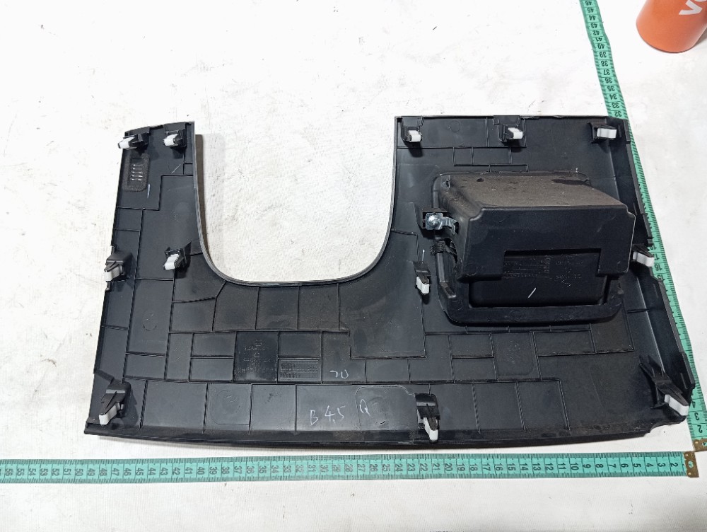 Acabamento Inferior Esquerdo Painel Byd Song Pro 2025 V669 7