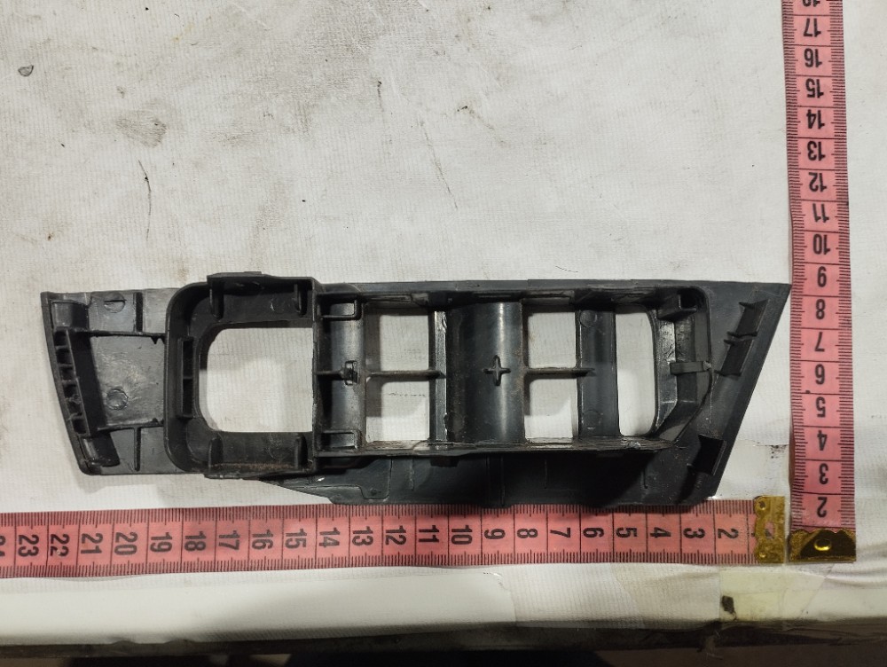Moldura Botão Vidro Diant Esquerdo Vw Virtus 2018 A 23 V657 8