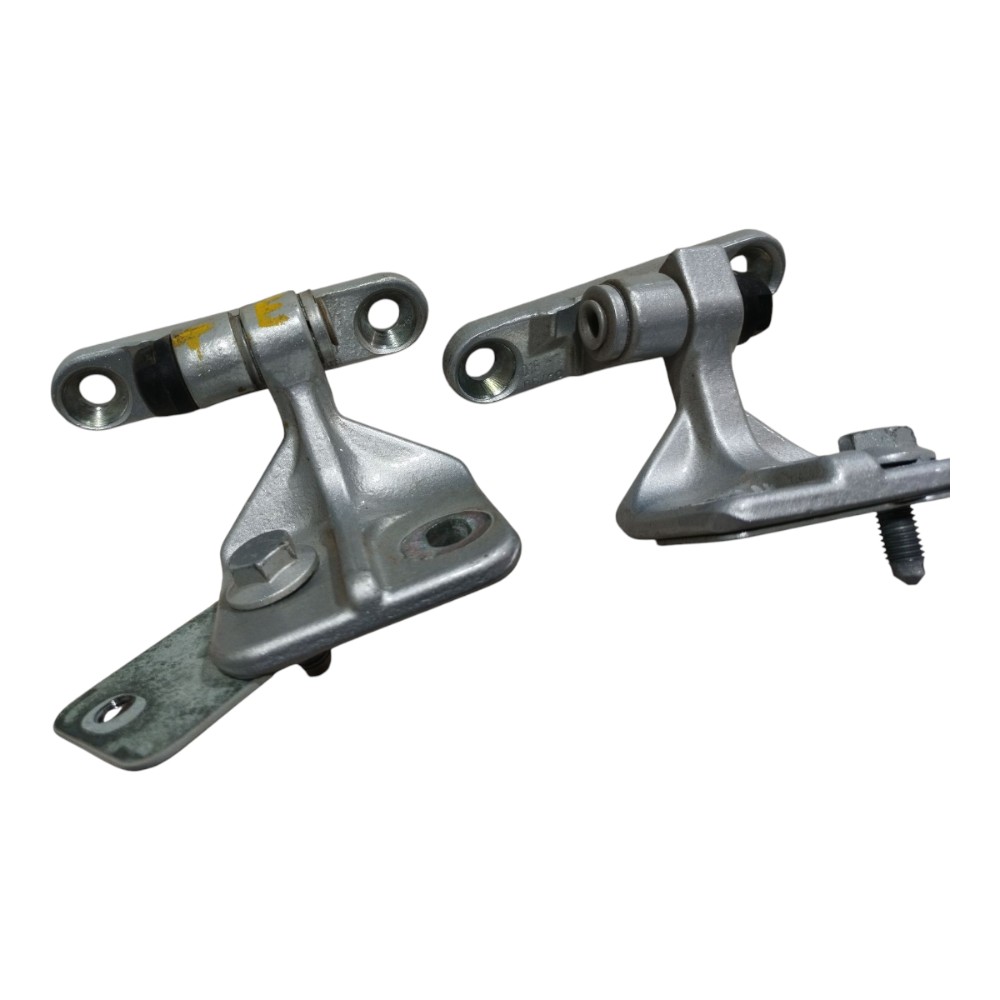 Dobradiça Porta Traseira Esquer Mercedes C180 2002 2007 V661 5