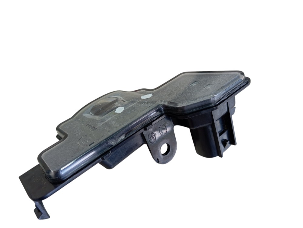 Luz Direita Placa Lexus Rx500hf Sport 2023 V619 2