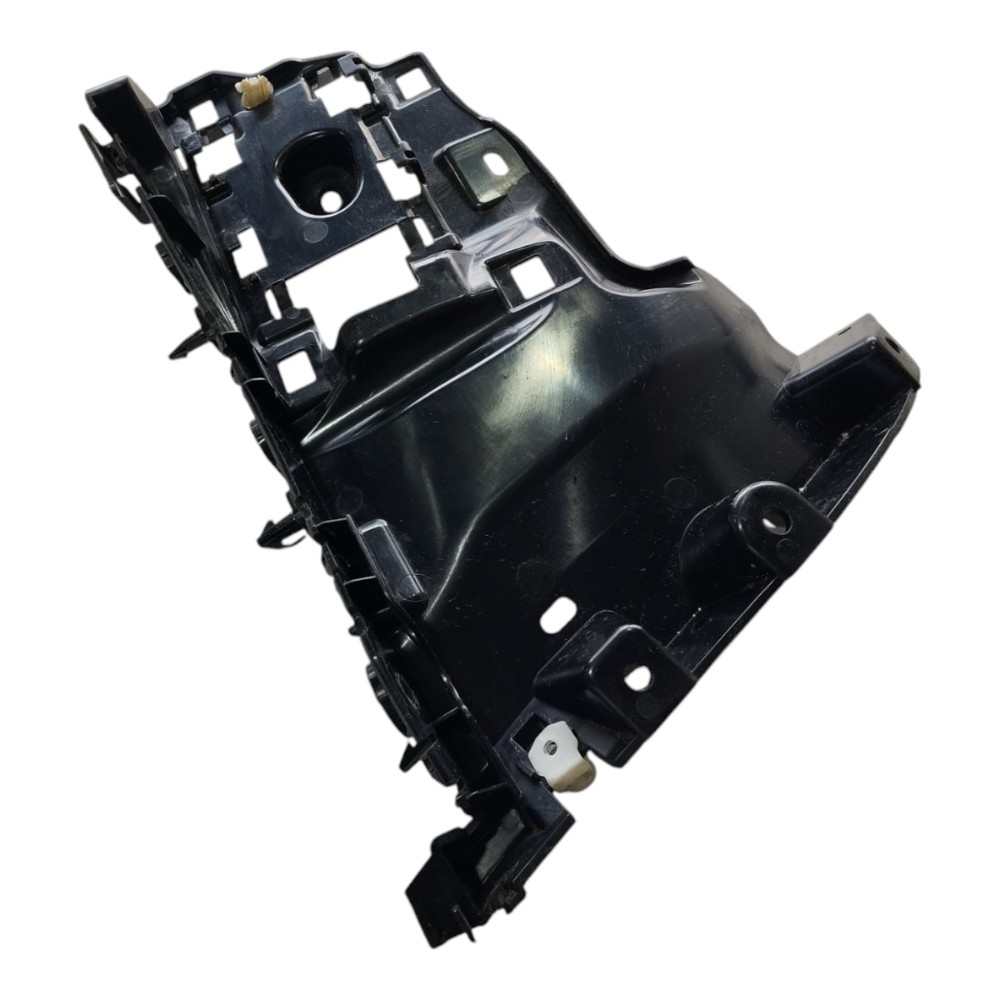 Suporte Parachoque Traseir Esq Land Rover Defender 2022 V645 4