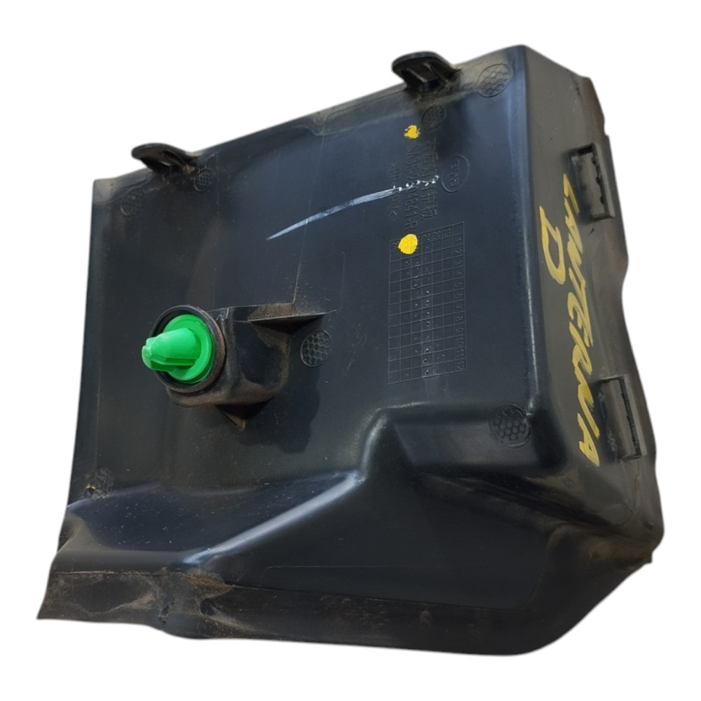Moldura Lanterna Direita Byd Song Plus 2023 2025 V631 2