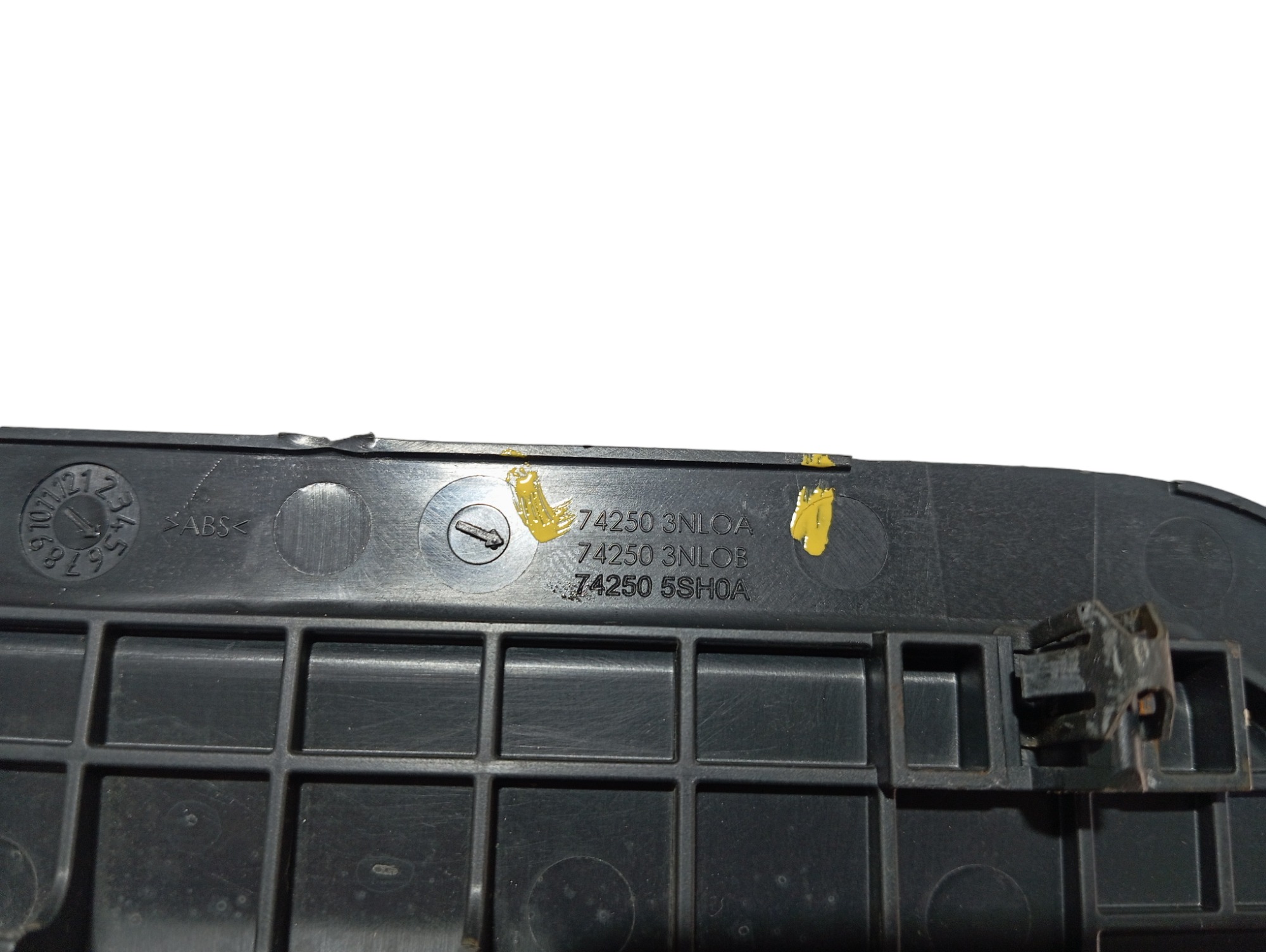 Tampa Furo Carburador Nissan Leaf 2022 V589 3