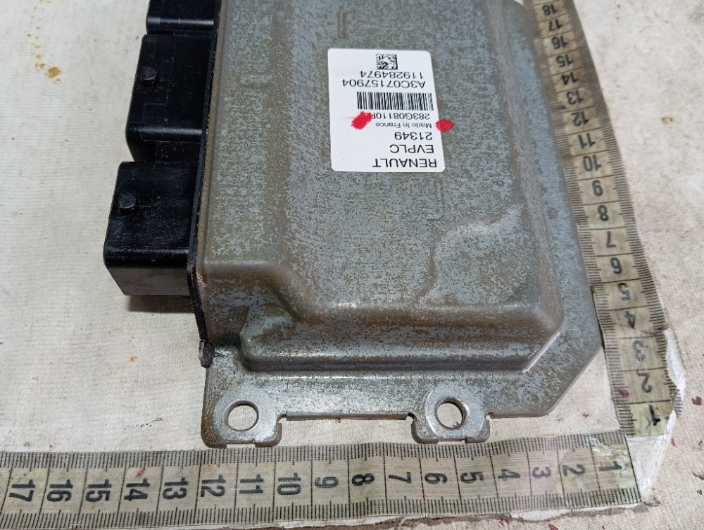 Módulo Motor Renault Zoe Neo Int 2023 V617 7