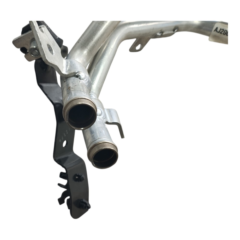 Cano Agua Ar Quente Land Rover Defender 2022 V645 7