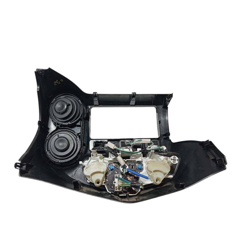 Moldura comando ar Toyota Etios 2018 3