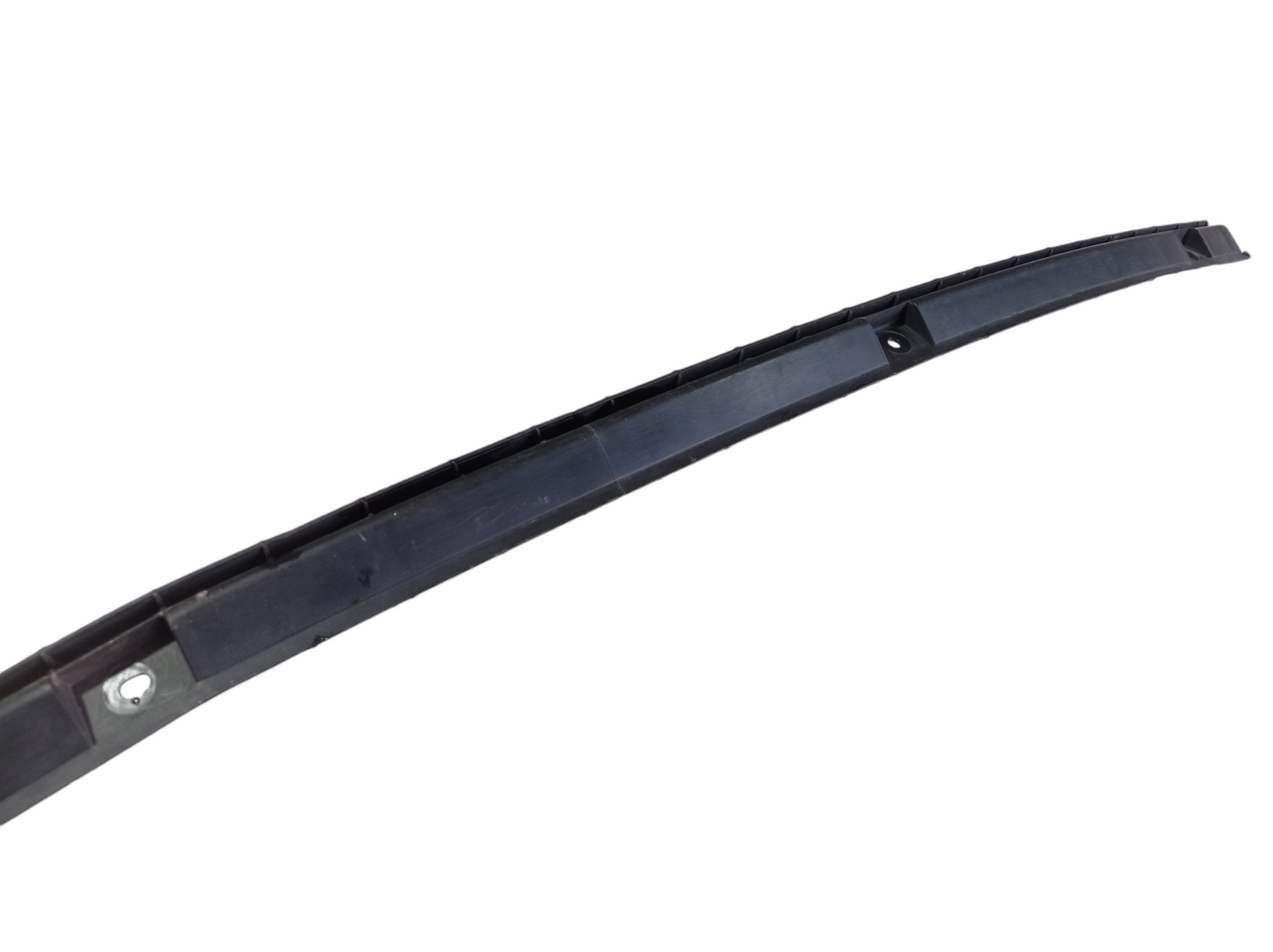 Guia Superior Parachoque Traseiro Vw Passat Alemão 2004 3
