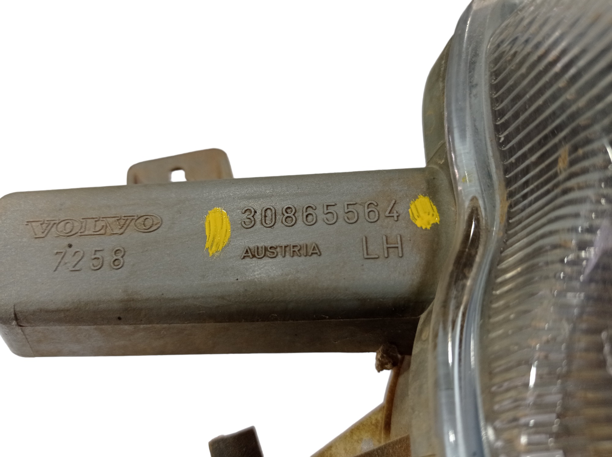 Farol De Milha Esquerdo Volvo S60 2005 V54 7