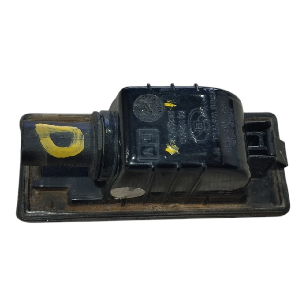 Luz Placa Gm Tracker 2020 2025 V627 7