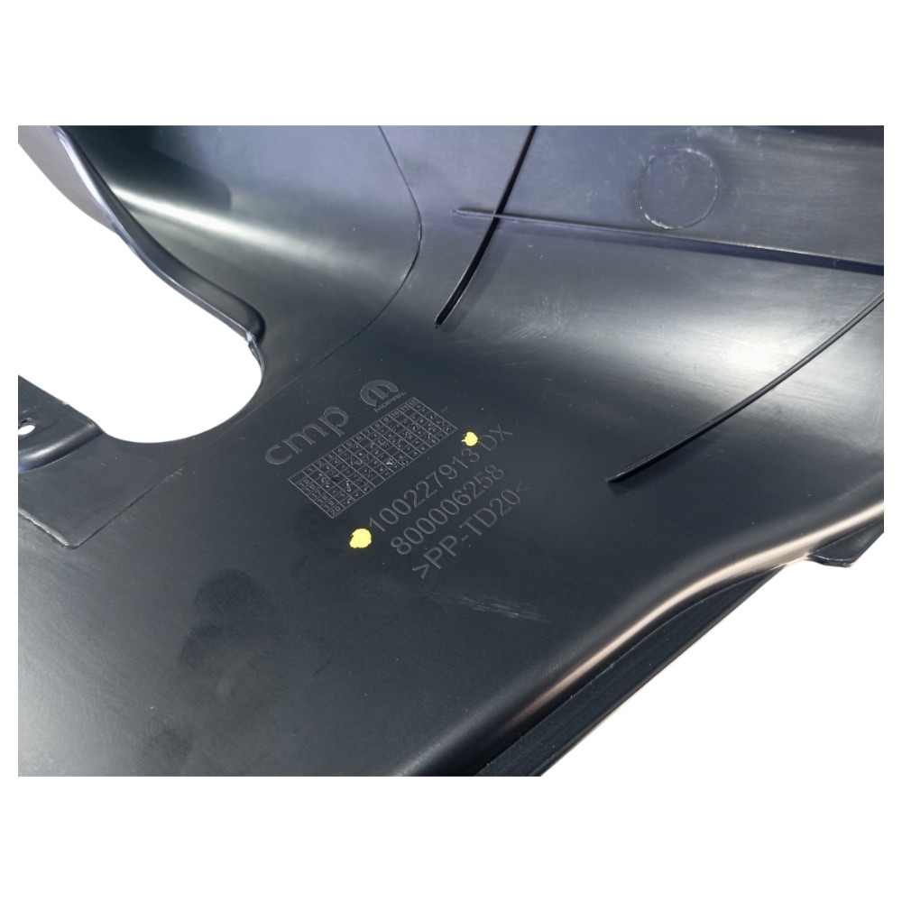 Acabamento Moldura Traseira Direita Fiat Mobi 2024 V654