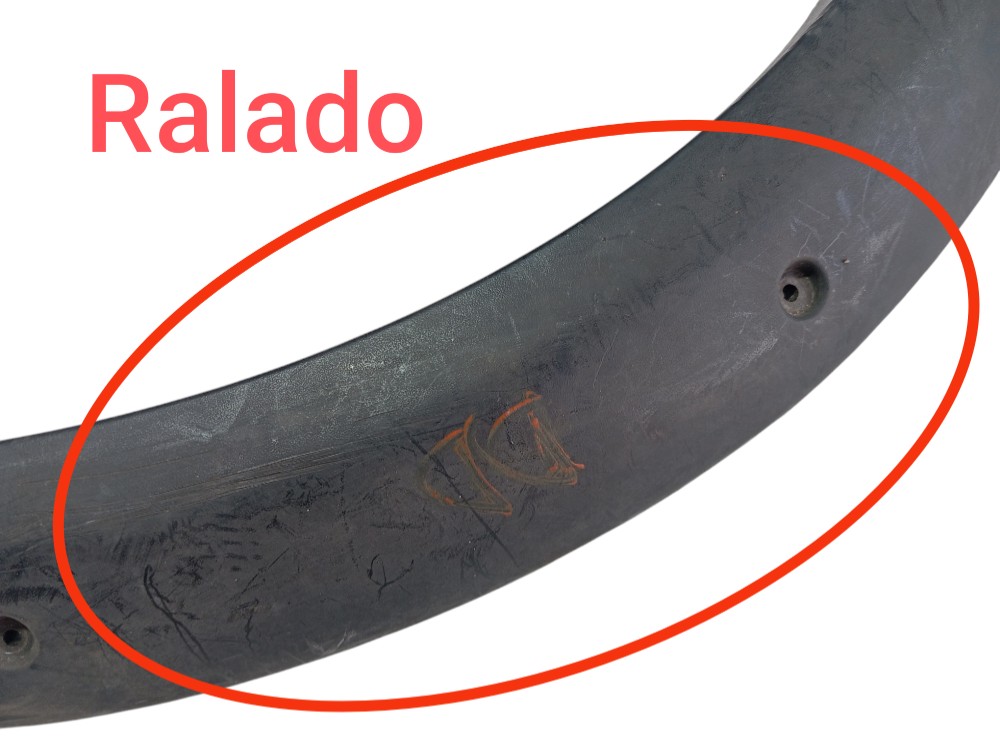 Aplique Paralama Direito Strada Working 2000 V212 4
