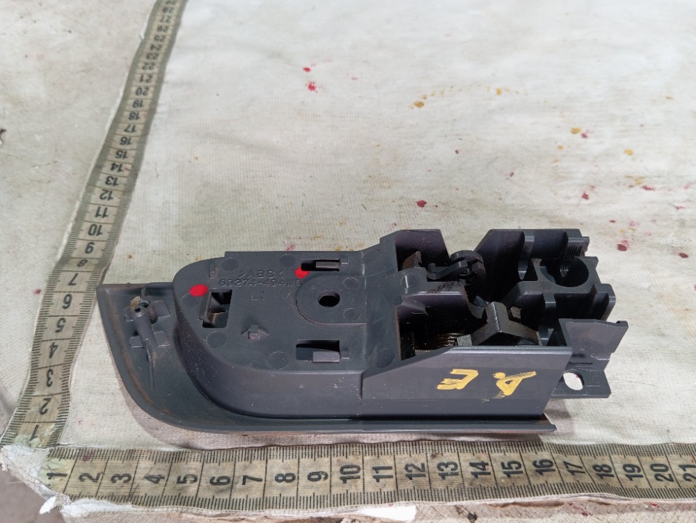 Maçaneta Int Porta Diant Esquerda Land Cruiser Prado 05 V620 10