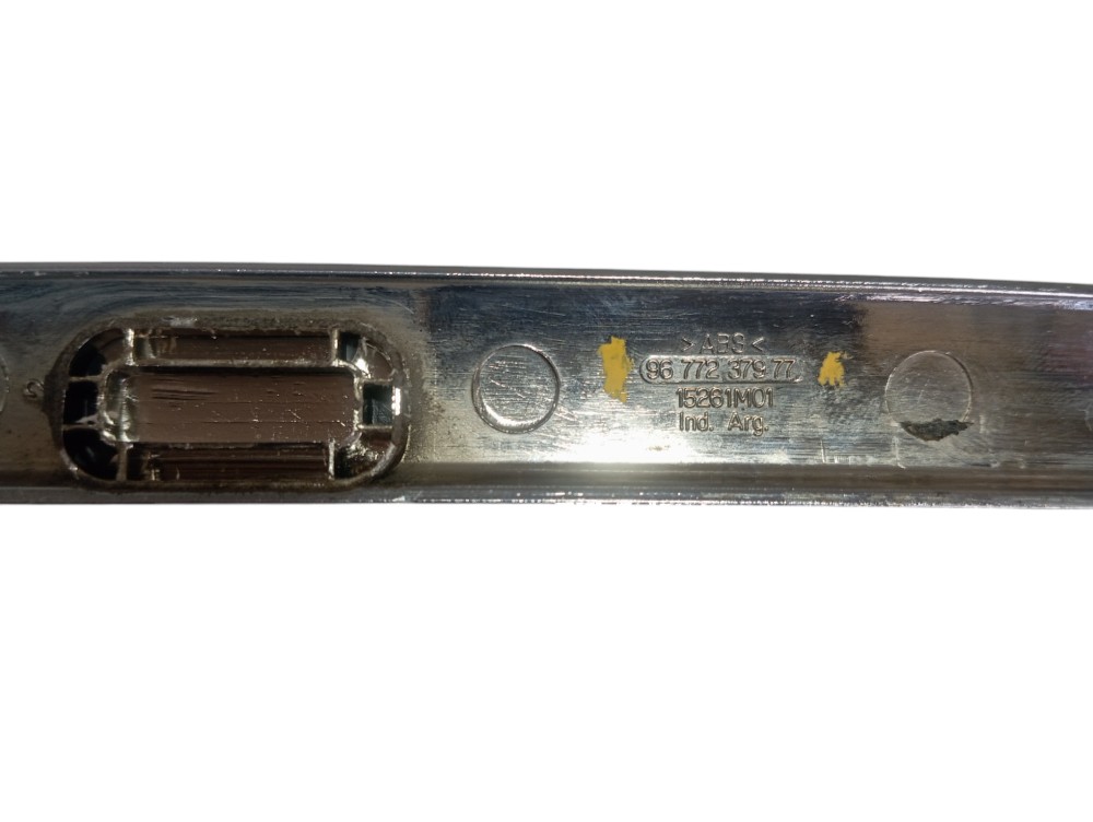 Friso Tampa Traseira Peugeot 208 2014 V312 3