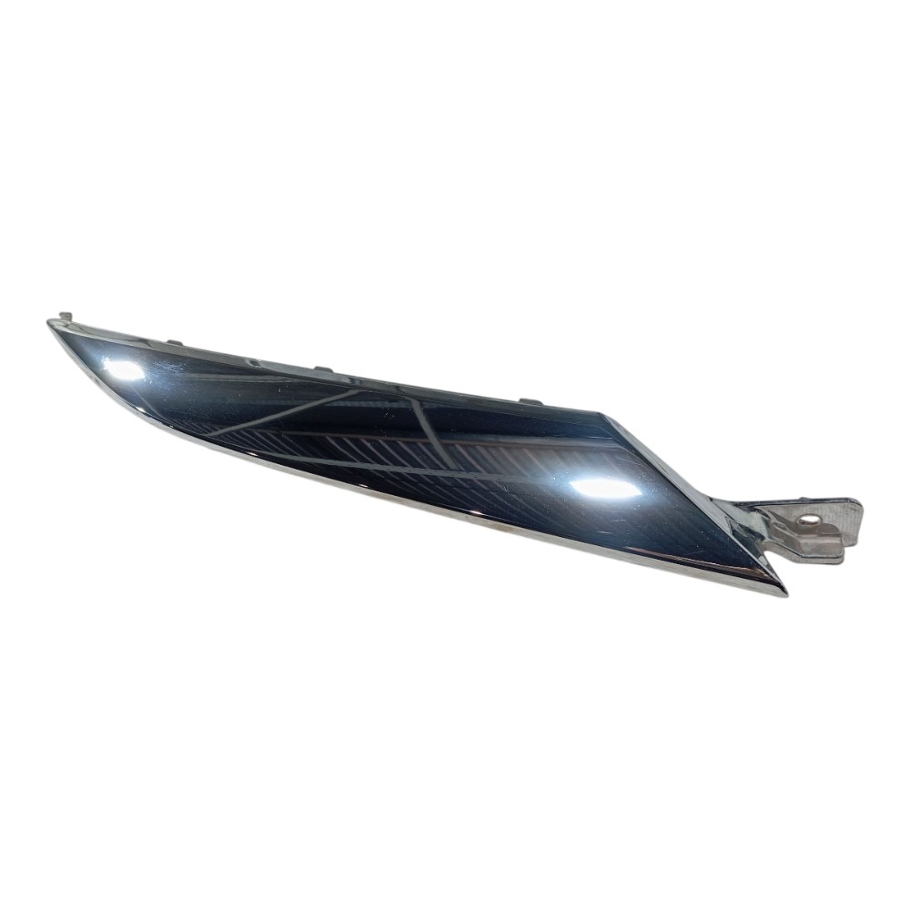 Moldura Grade Paracho Diant Direito Honda Hrv 17 A 2021 V660 Direito 1