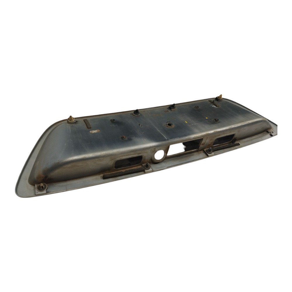 Moldura placa Mercedez c180 V661 6