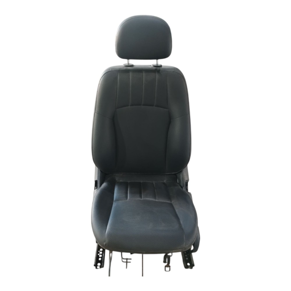 Banco Dianteiro Esquerdo Mercedes C180 2002 2007 V661 Preto 2