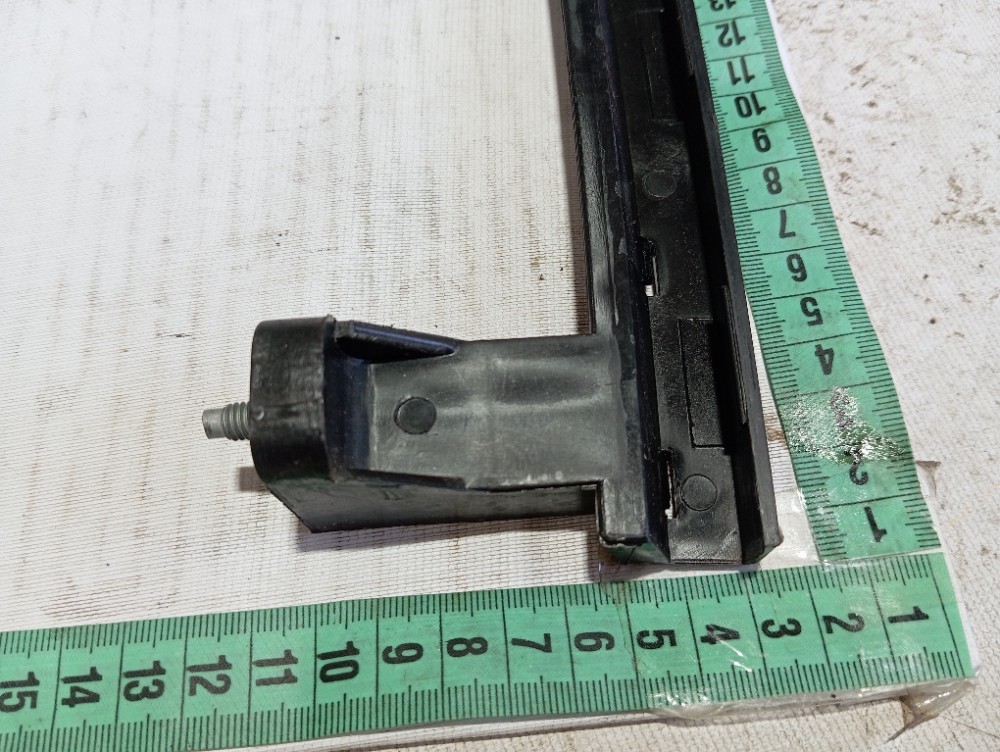 Canaleta Vidro Porta Dianteira Esquerda Gwm Ora Gt03 24 V625 10